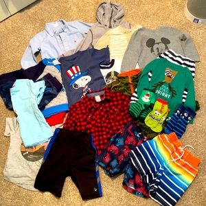 Fun lot of boys 2T clothing